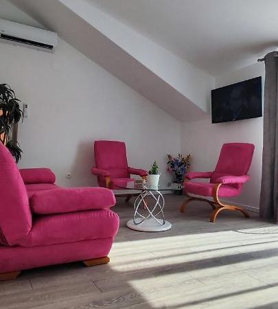 Apartman Leona Kaštela Zewnętrze zdjęcie
