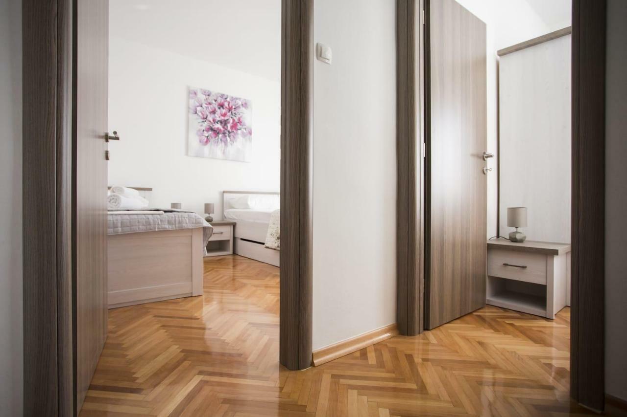 Apartman Leona Kaštela Zewnętrze zdjęcie