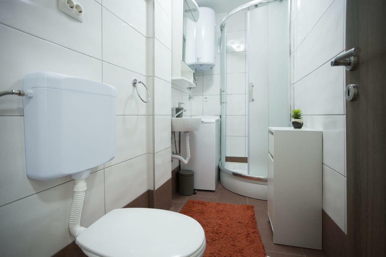 Apartman Leona Kaštela Zewnętrze zdjęcie
