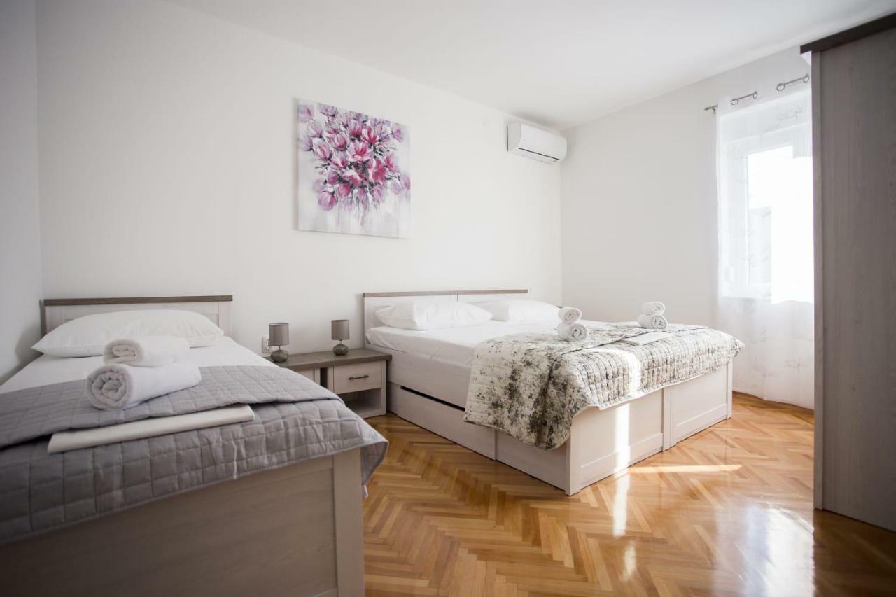 Apartman Leona Kaštela Zewnętrze zdjęcie